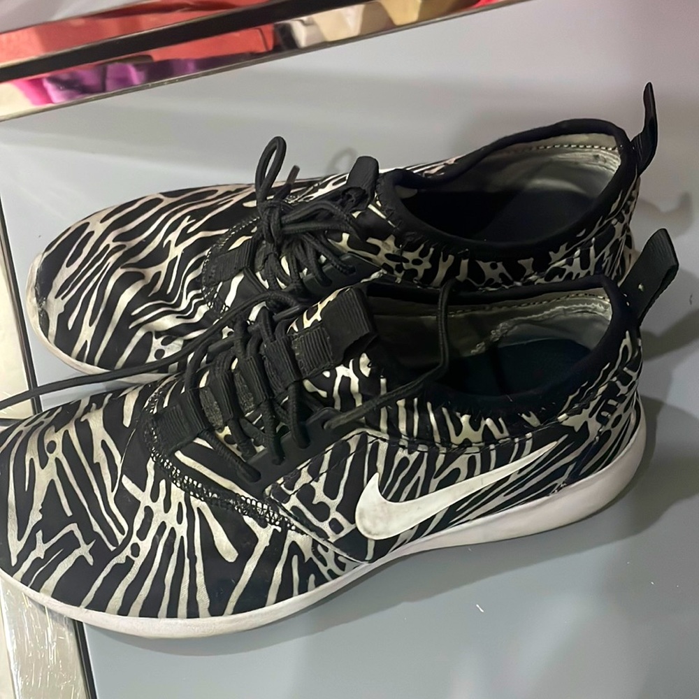 Nike shoes